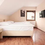 Séjour chez l'habitant Fotel
