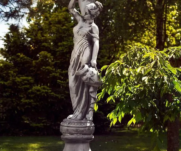 בית אירוח Fotel טיצ'י